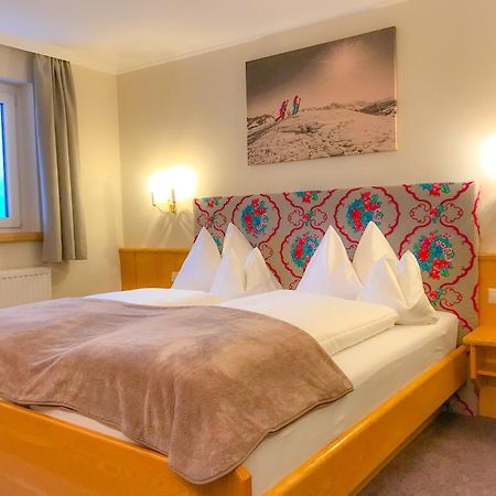 Andi'S Skihotel اوبرتاورن المظهر الخارجي الصورة