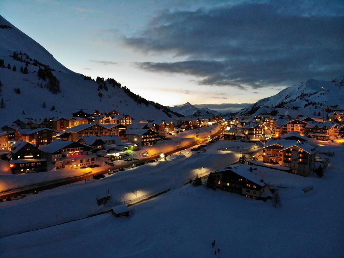 Andi'S Skihotel اوبرتاورن المظهر الخارجي الصورة